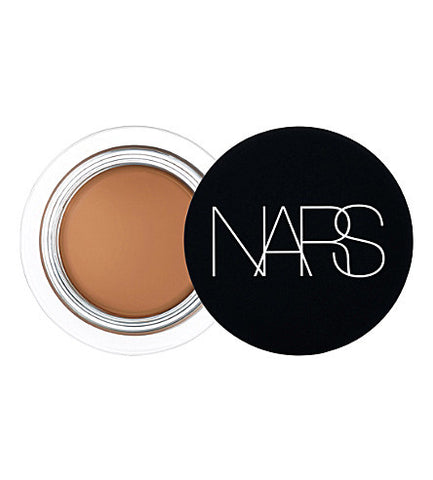 NARS Soft Matte Complete concealer (full coverage)